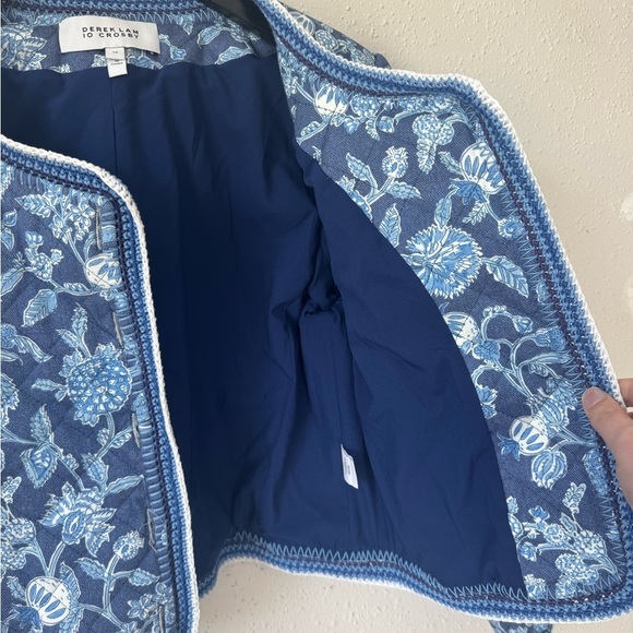 10‎ Crosby Derek Lam Aster Quilted Jacket 10 Blue Floral Crochet Coastal Prep - Picture 8 of 11